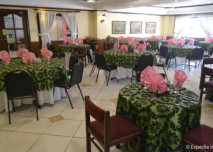 Tagaytay Country Hotel